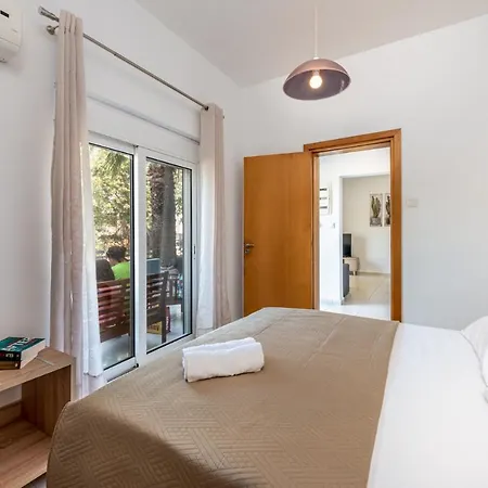 Aleanna Cozy Luxury Lägenhet *