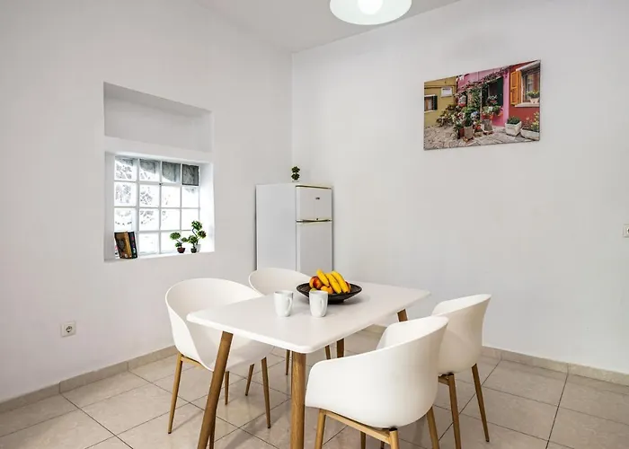 Aleanna Cozy Luxury شقة